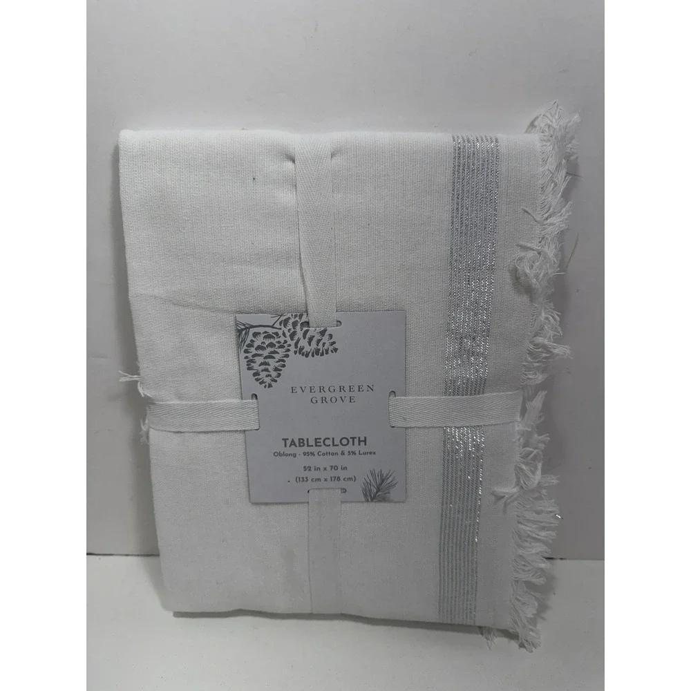 Evergreen Grove Tablecloth 52